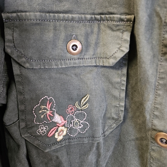 Love & Legend button Down Jacket With Floral Embroidery Sz 14 - Picture 5 of 6